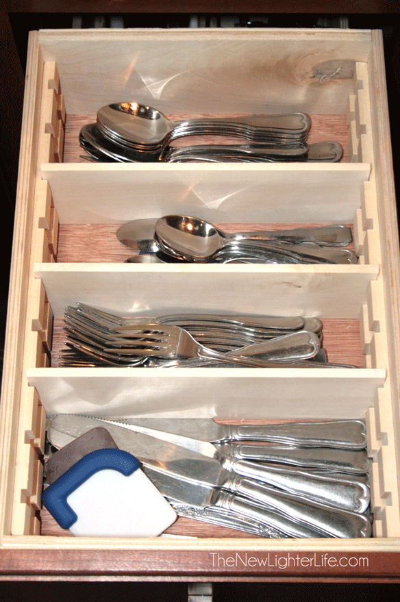 Organized-Silverware-Drawer
