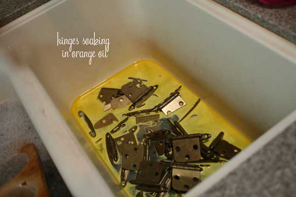 hinges-soaking-in-orange-oil