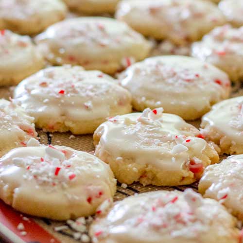 Frosted Peppermint Shortbread Cookies