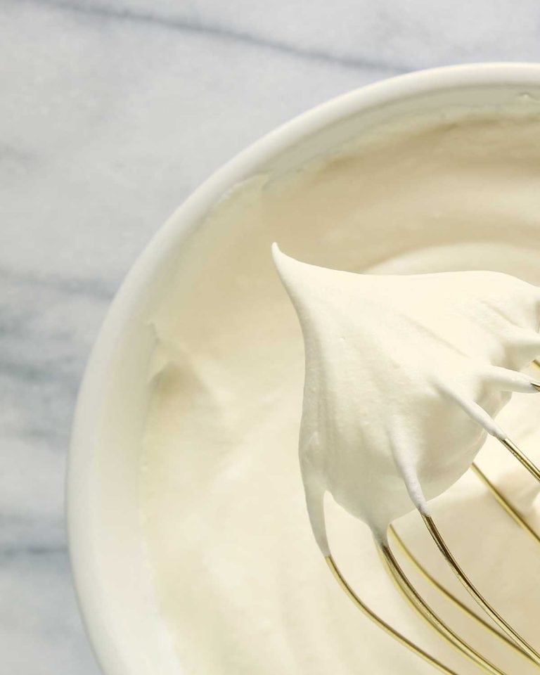 How to Stabilize Whipped Cream 7 Proven Ways